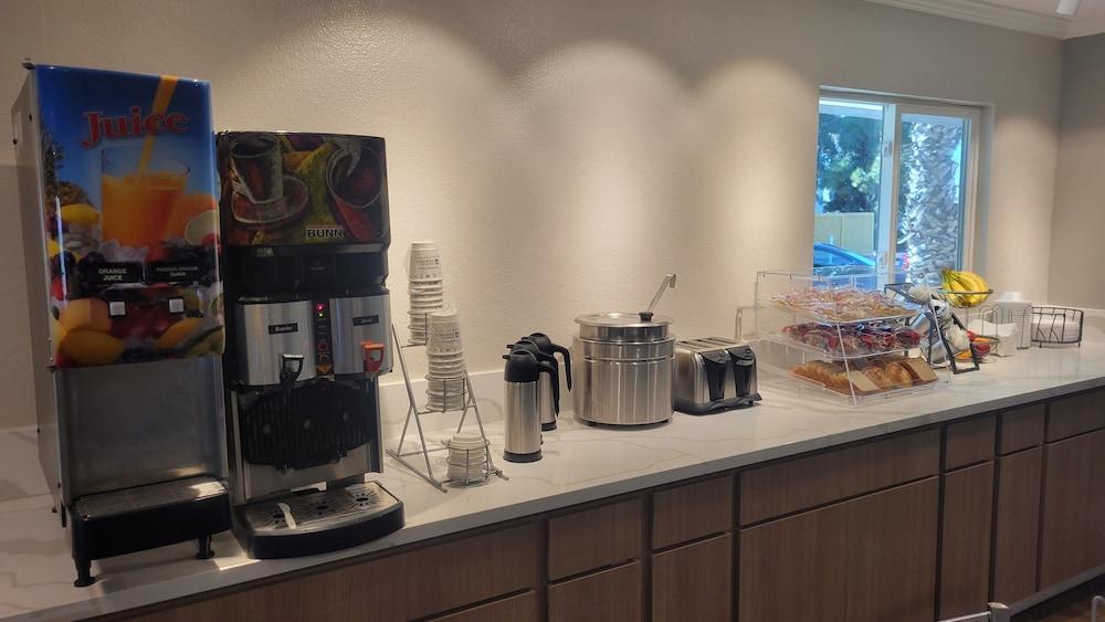 Surestay Hotel By Best Western Chula Vista San Diego Bay Bagian luar foto